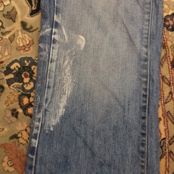 Distressed boyfriend jeans - Picture 3 of 6